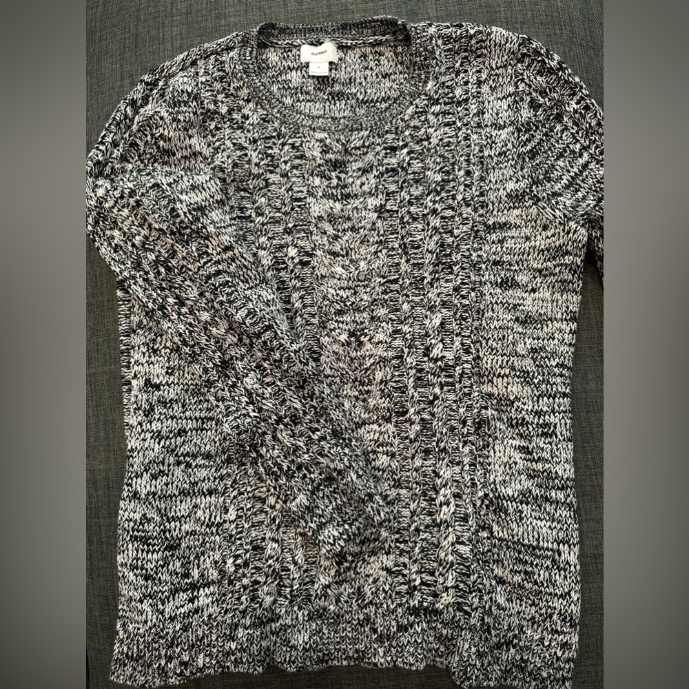 Black & White Marble Cable Knit Sweater with Knit Details (XL)